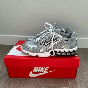 Air zoom spiridon cage 2 Men’s Size 8